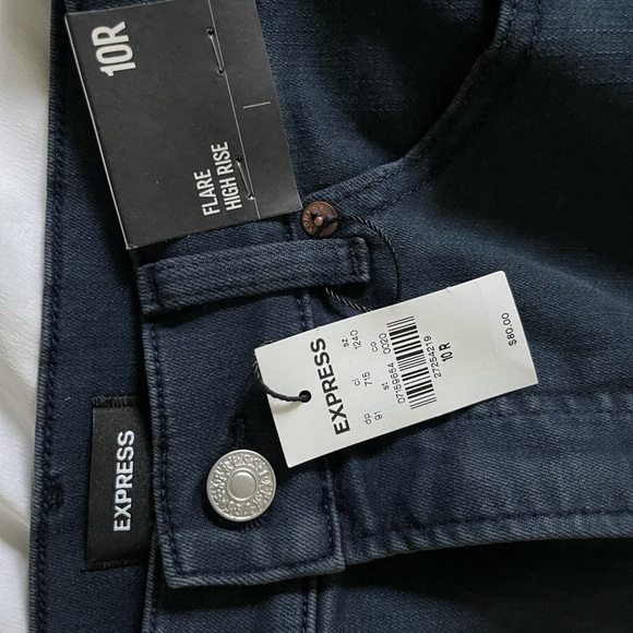 NEW Express Size 10 High Rise Flare jeans - Picture 3 of 7